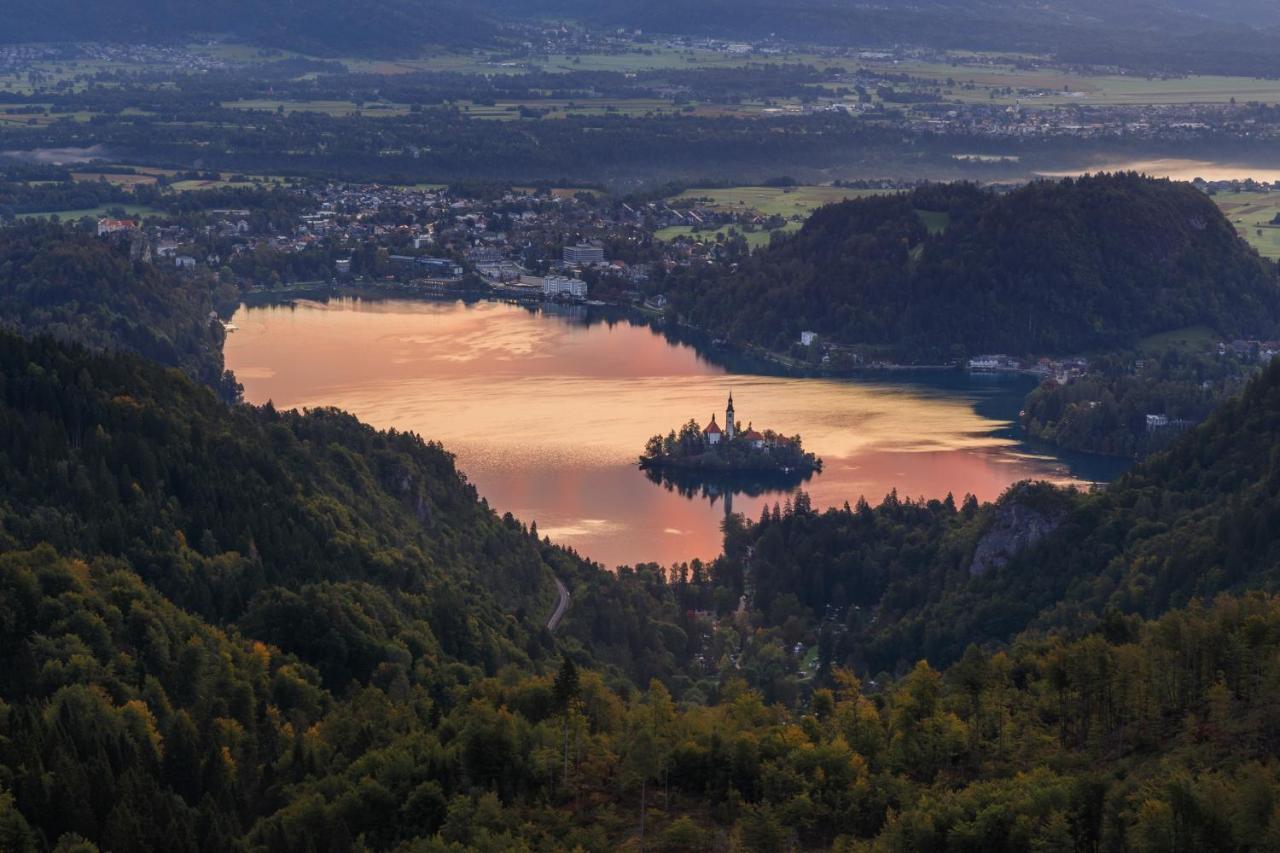 Apartment Mavrica Bled, Quiet Location, With A View Of The Lake Buitenkant foto