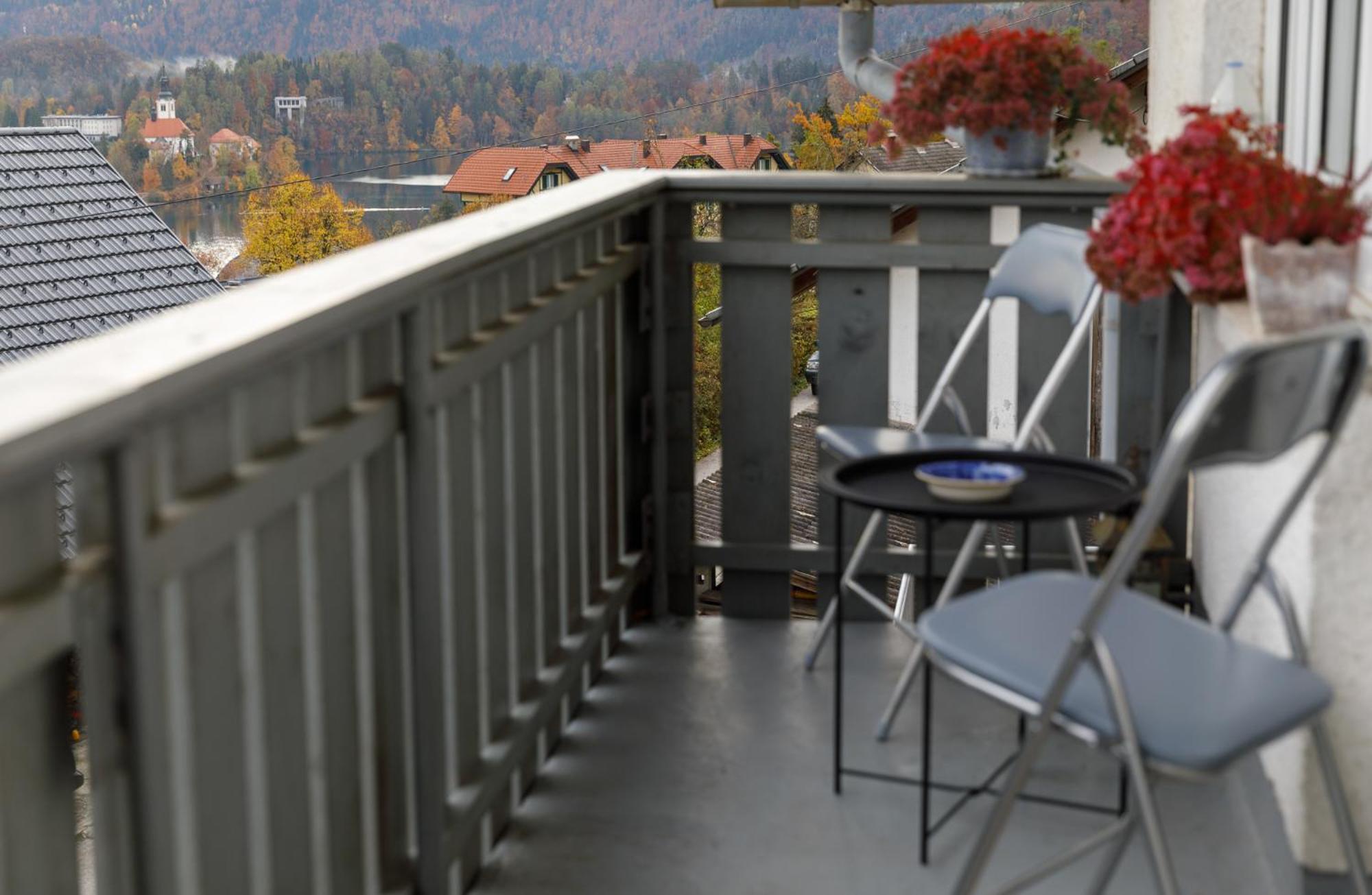 Apartment Mavrica Bled, Quiet Location, With A View Of The Lake Buitenkant foto