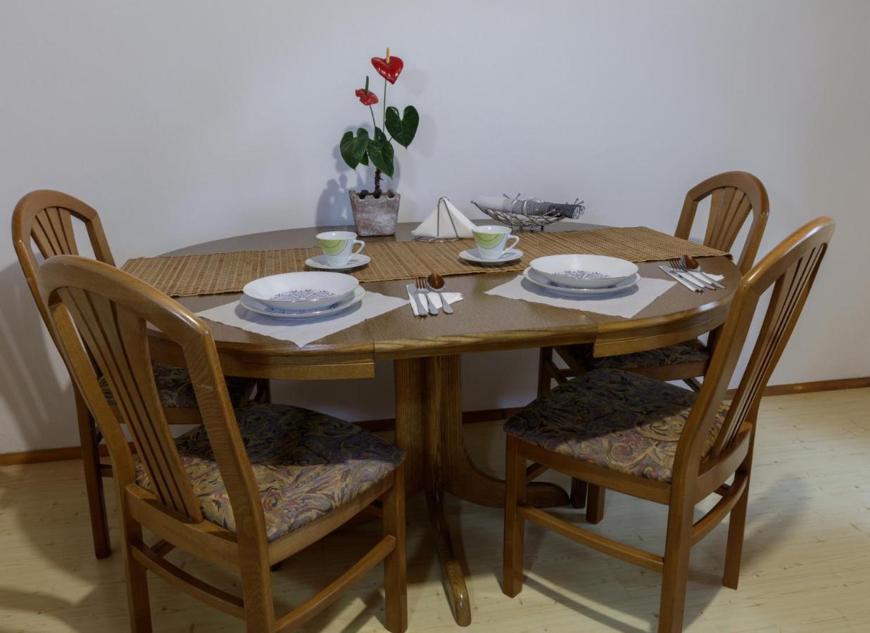 Apartment Mavrica Bled, Quiet Location, With A View Of The Lake Buitenkant foto