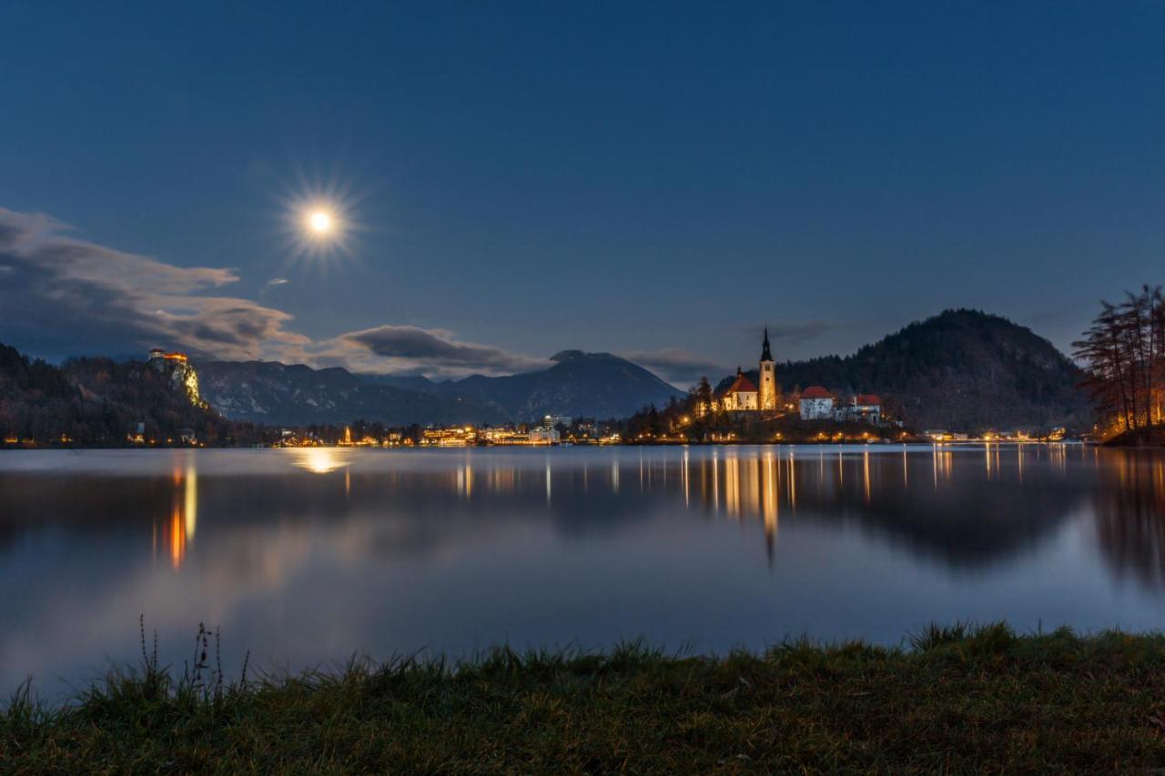 Apartment Mavrica Bled, Quiet Location, With A View Of The Lake Buitenkant foto